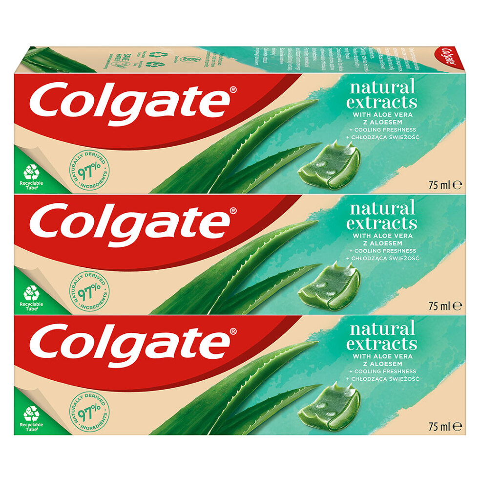 Levně COLGATE Natural Extracts Aloe Vera zubní pasta 3 x 75ml