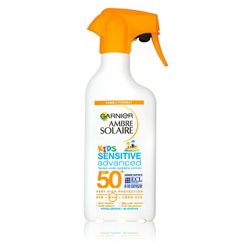GARNIER Ambre Solaire Kids SPF 50+ Opalovací spray Sensitive Advanced 270 ml (Opalovací spreje) - Voděodolné