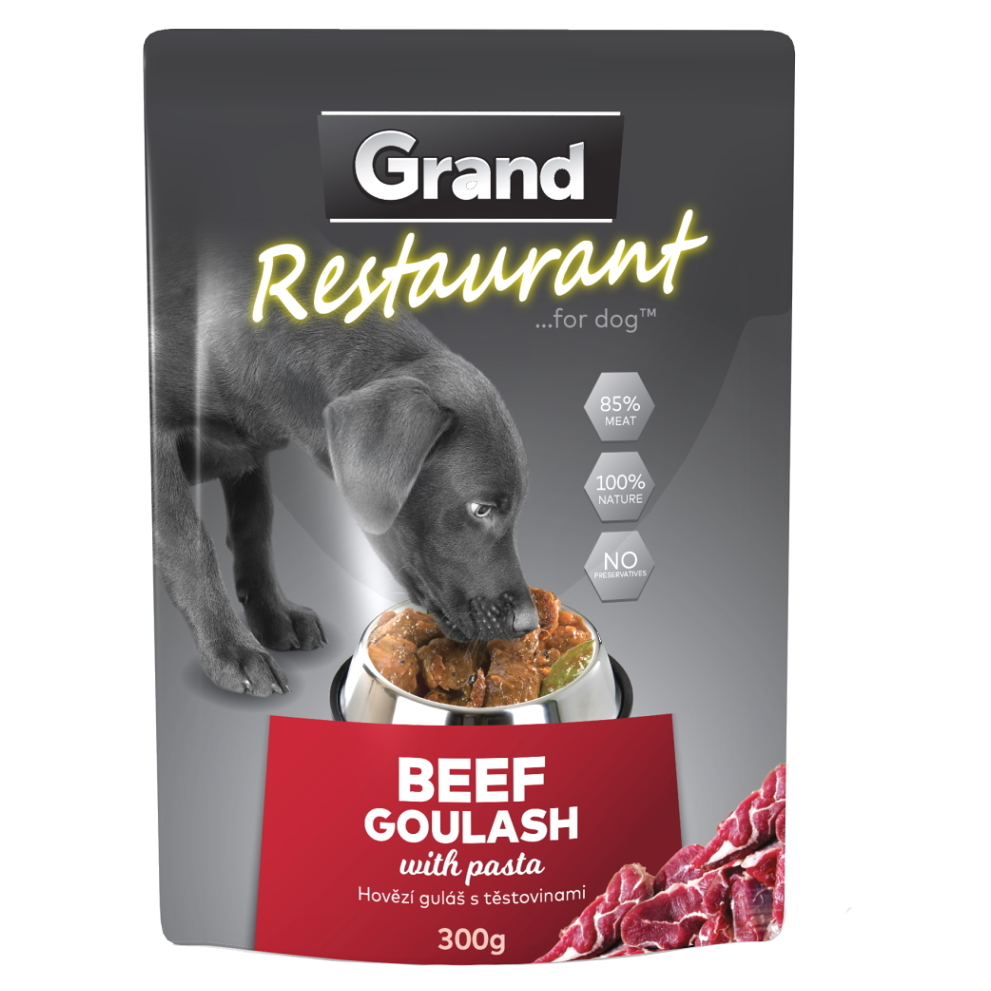 E-shop GRAND Restaurant hovězí guláš kapsa pro psy 300 g