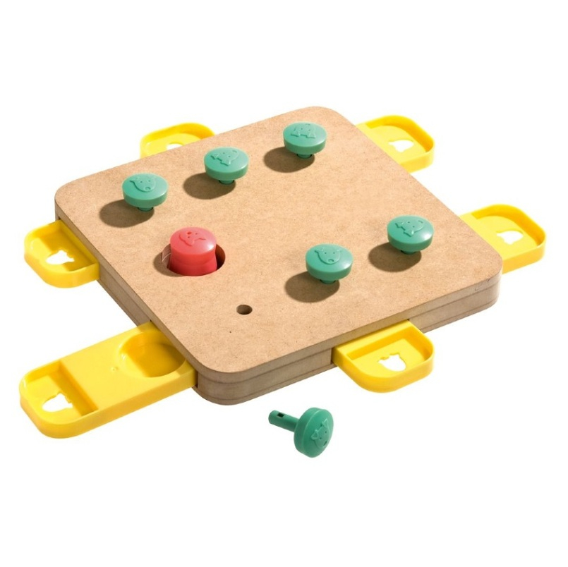 Levně KARLIE Interaktivní hračka pro psy Cube 32 x 32 x 5 cm