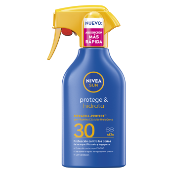 NIVEA Sun Protect & Moisture Sprej na opalování SPF30 270 ml (Opalovací spreje)