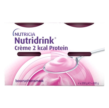 NUTRIDRINK Creme 2 kcal Protein příchuť lesní ovoce 4 x 200 ml (Výživa v nemoci a pro seniory)
