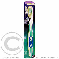 Oral-B zubní kartáček Cross Action 35 soft