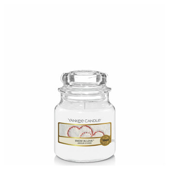 YANKEE CANDLE Classic Vonná svíčka malá Snow in Love 104 g (Vonné svíčky) - Aromatické