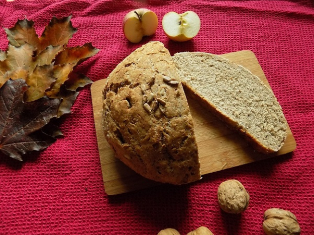 Zdravé vaření: Doma pečený chléb a tipy na pomazánky k němu
